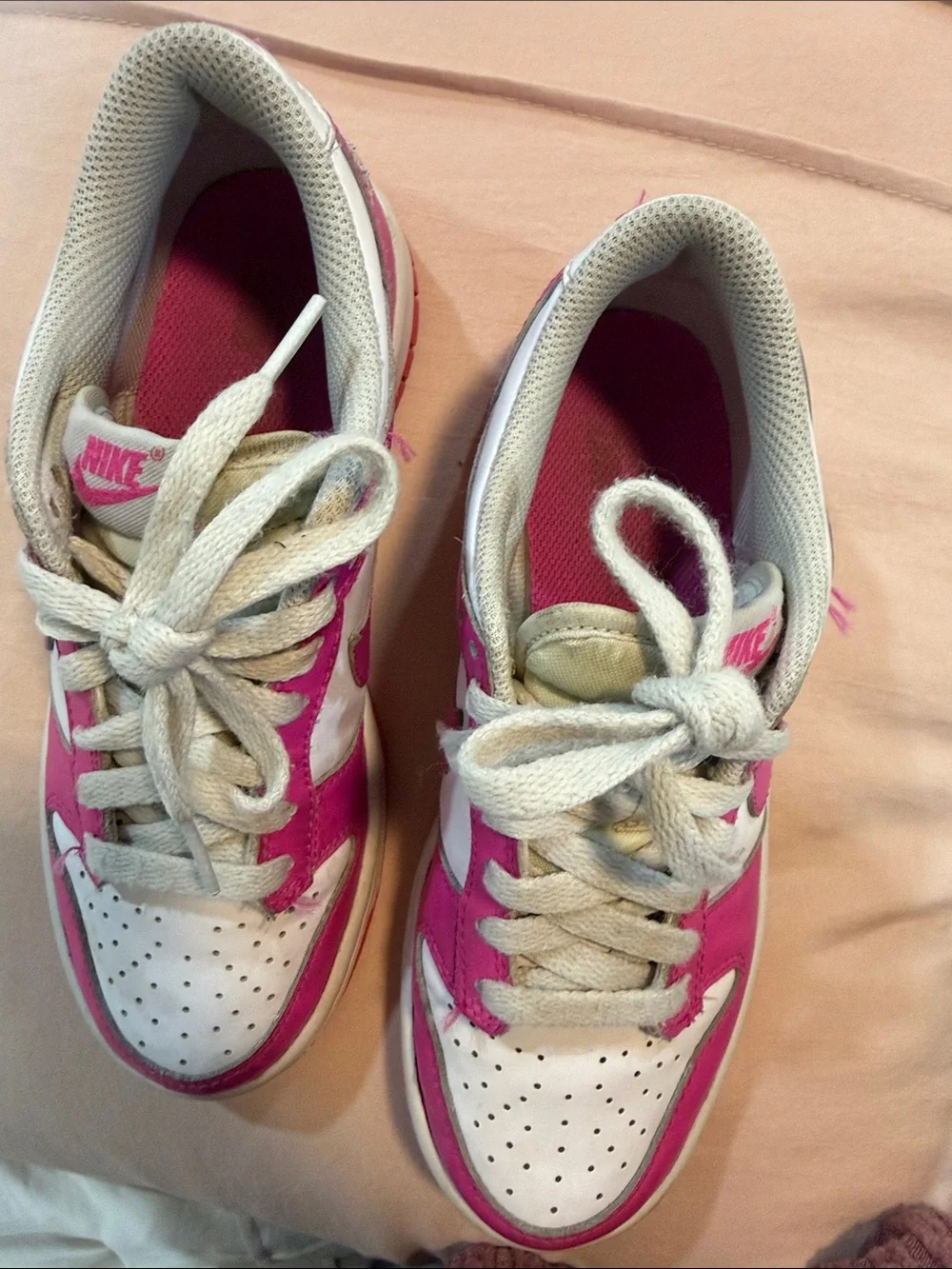 Nike Low-Top Dunks Sneakers in Hot Pink (fuscia) and White